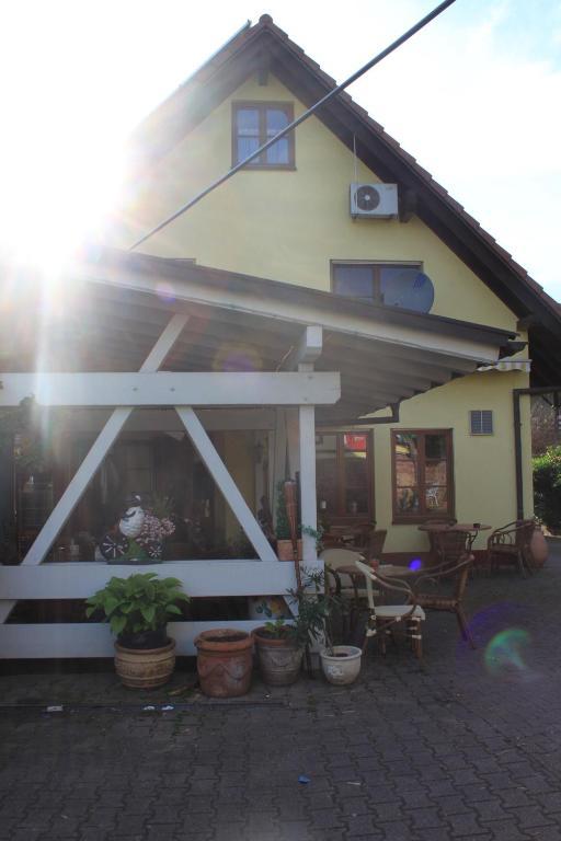 Hotel Krone Kappel Exteriör bild